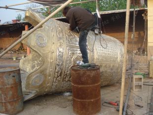 Copper sculptureCopper bell sculpture - ZTZ039